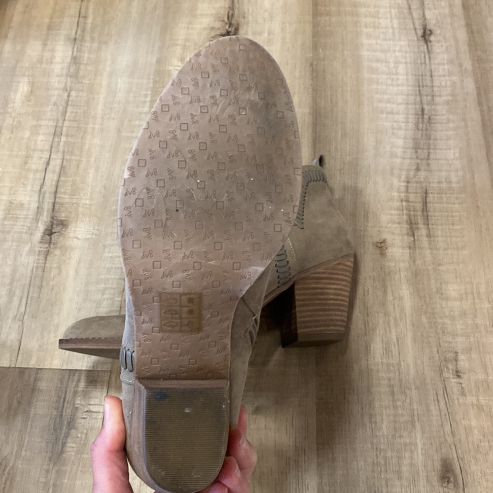 Dolce Vita booties - Picture 3 of 3